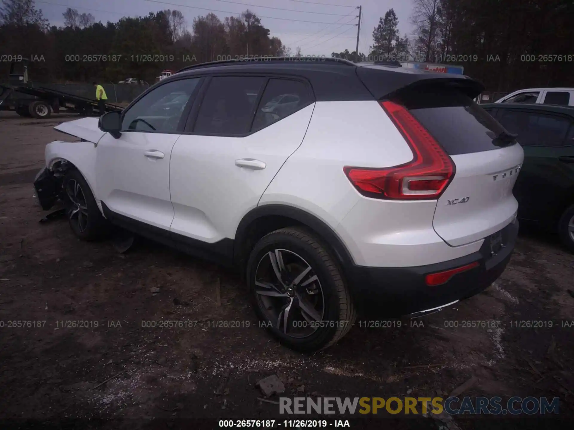 3 Photograph of a damaged car YV4AC2HM0K2116477 VOLVO XC40 2019