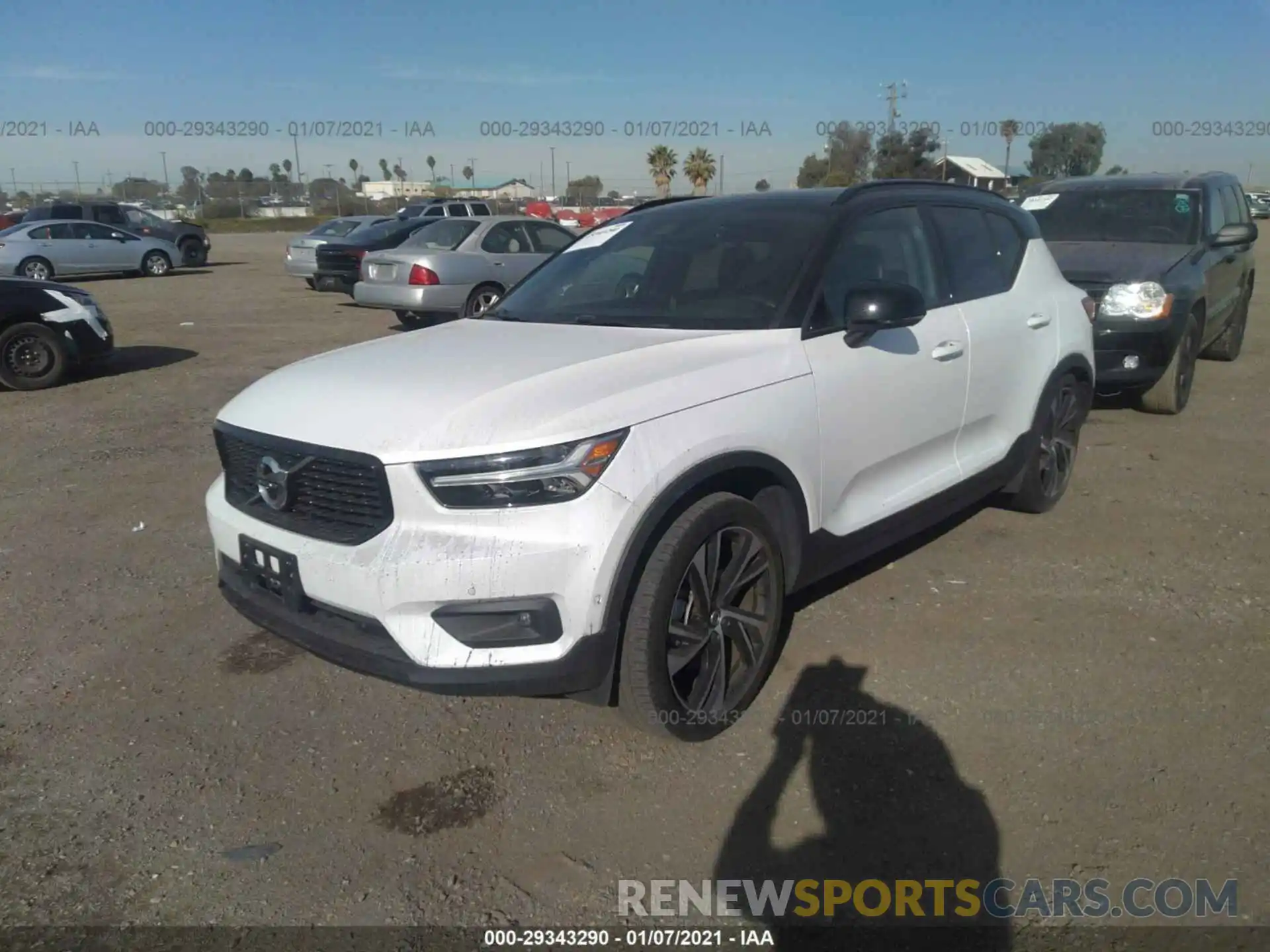 2 Photograph of a damaged car YV4AC2HM5K2057135 VOLVO XC40 2019