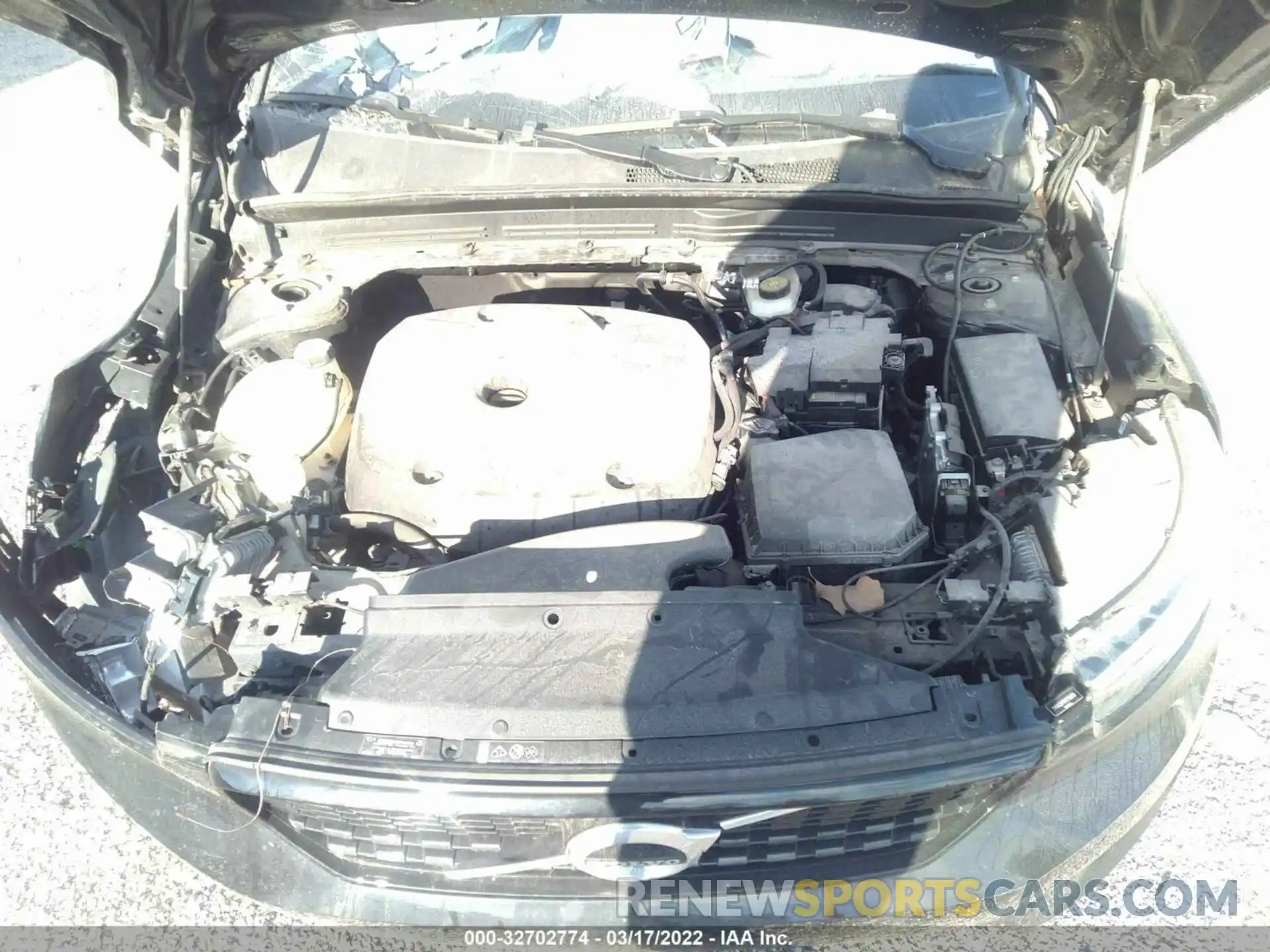 10 Photograph of a damaged car YV4AC2HM9K2132063 VOLVO XC40 2019