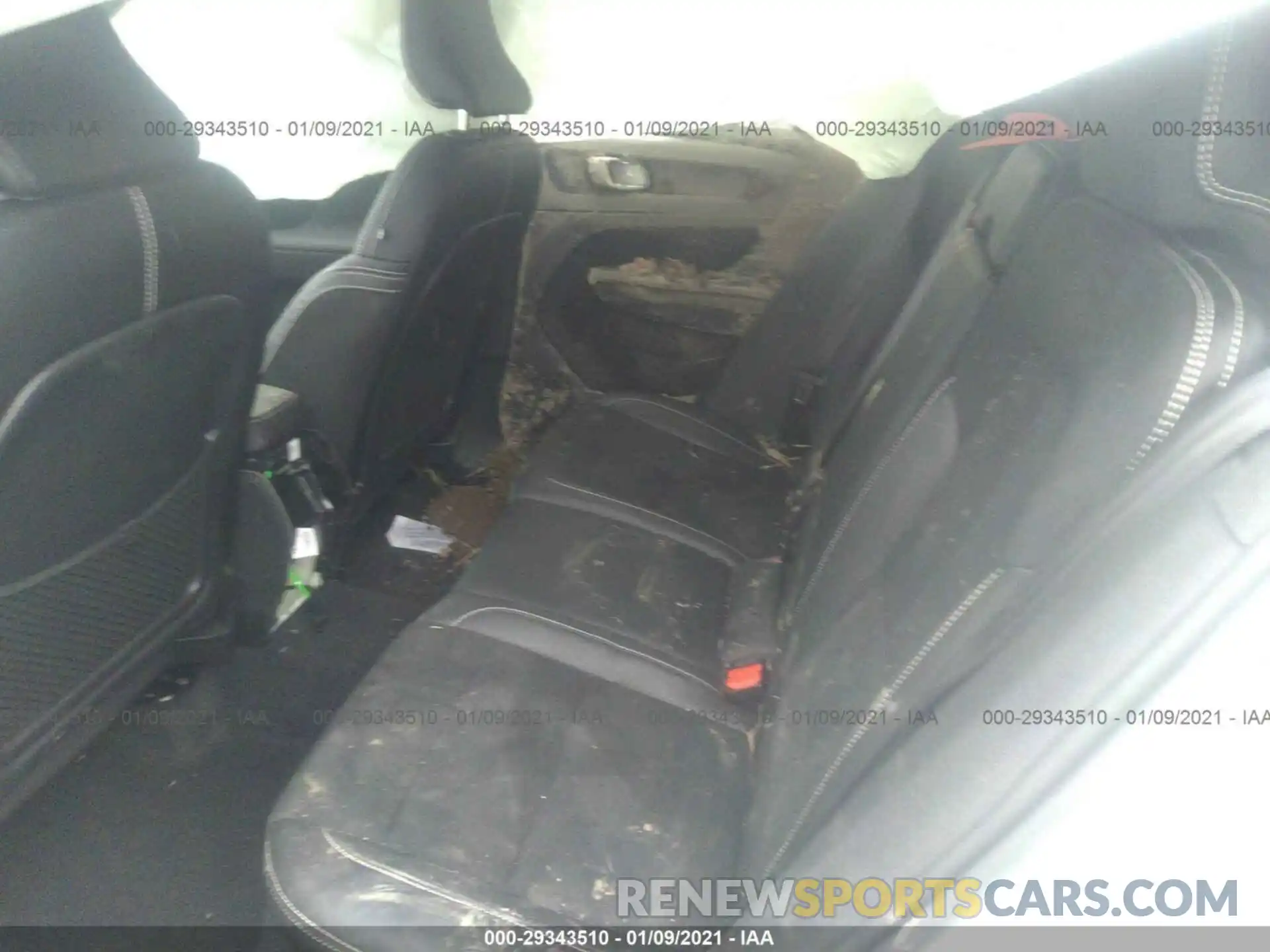 8 Photograph of a damaged car YV4AC2HMXK2138020 VOLVO XC40 2019