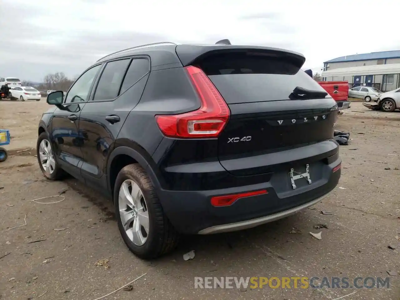 3 Photograph of a damaged car YV4162UK0L2326848 VOLVO XC40 2020