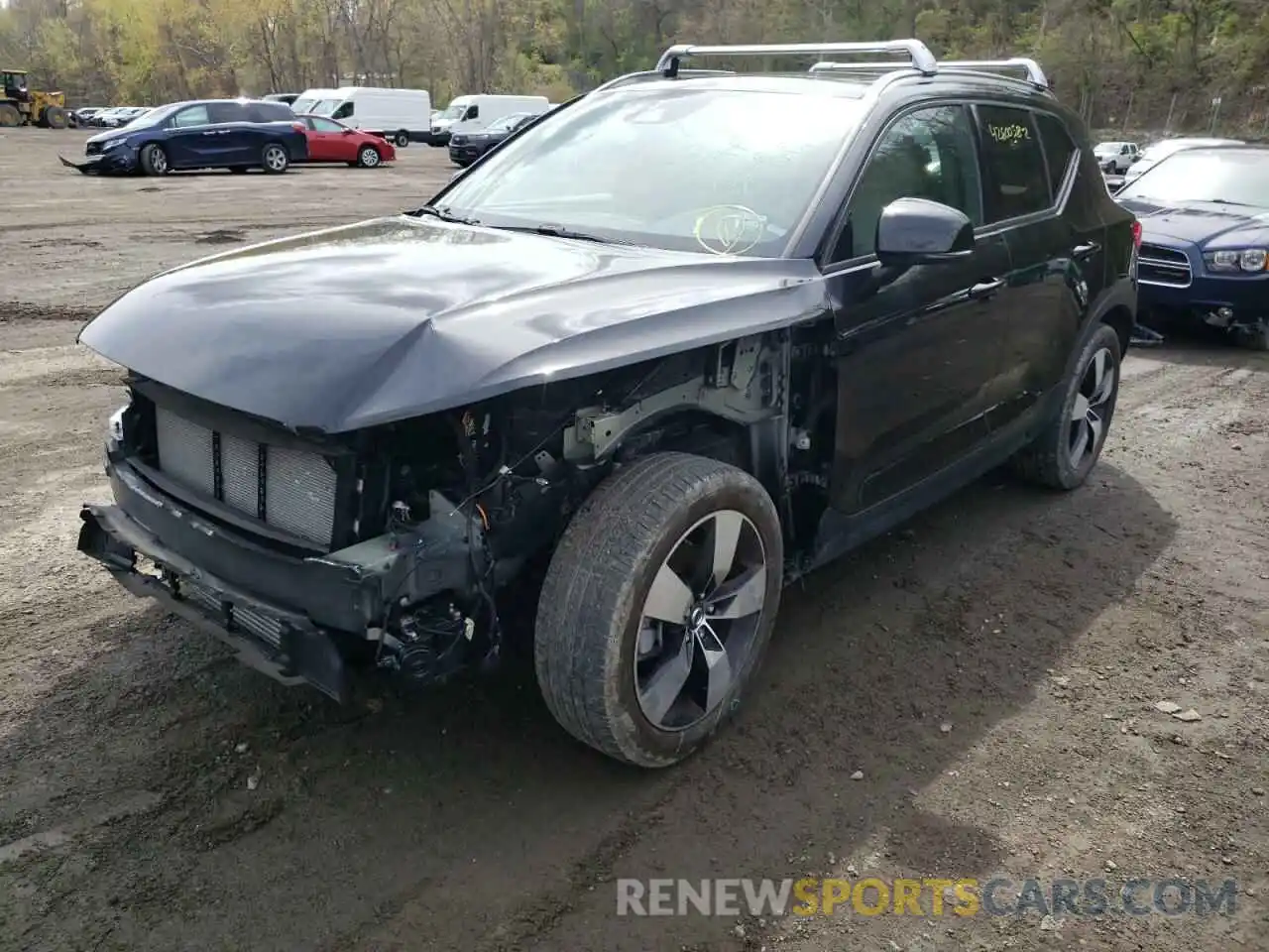 2 Photograph of a damaged car YV4162UK1L2219260 VOLVO XC40 2020