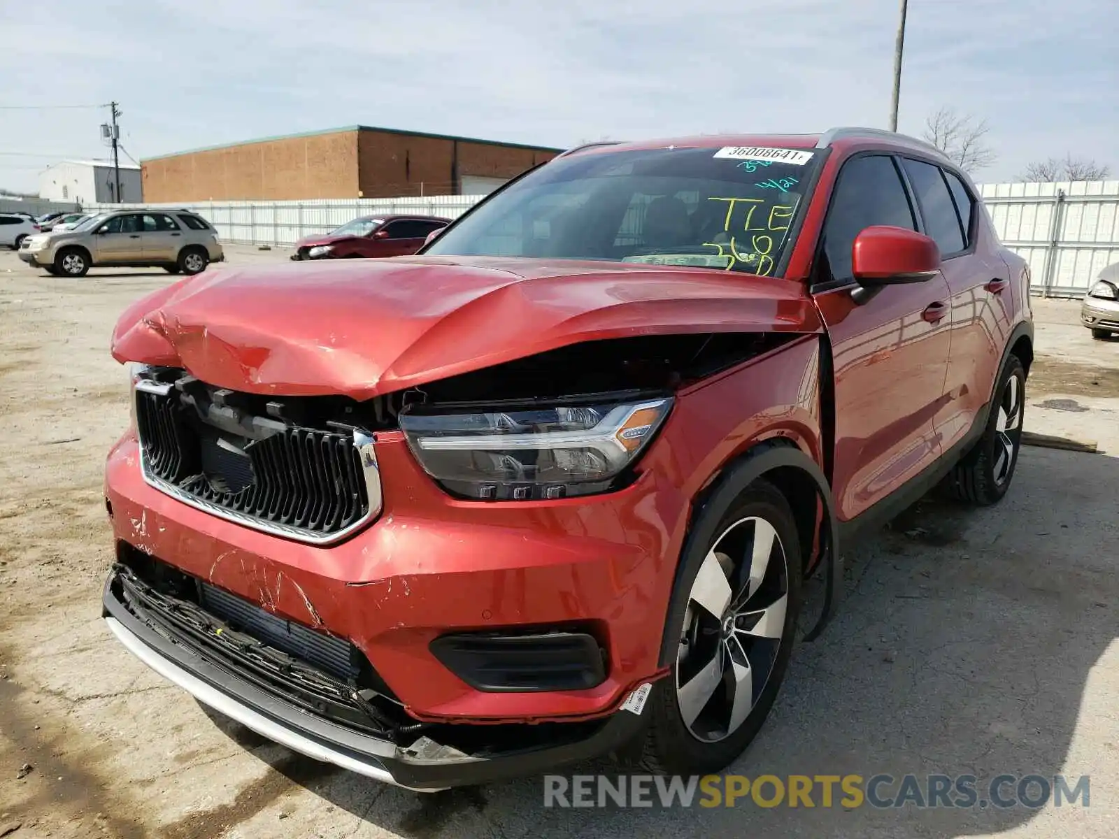 2 Photograph of a damaged car YV4162UK2L2323921 VOLVO XC40 2020