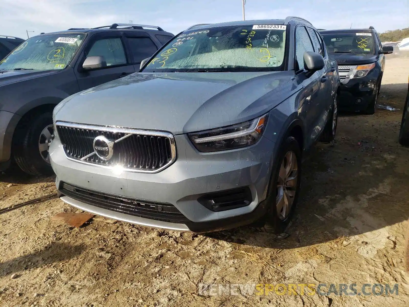 2 Фотография поврежденного автомобиля YV4162UK3L2184303 VOLVO XC40 2020