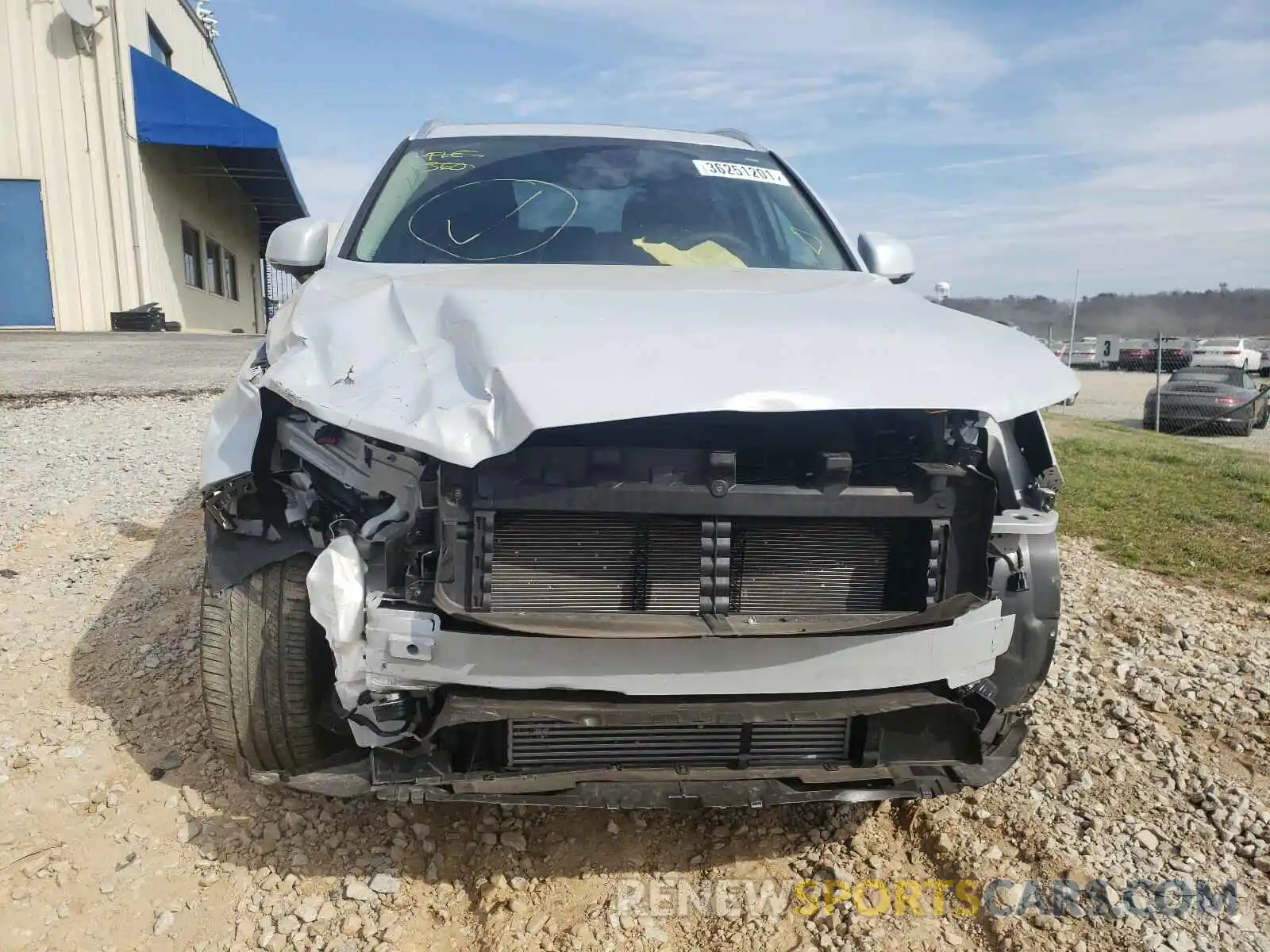 9 Photograph of a damaged car YV4162UK3L2195821 VOLVO XC40 2020