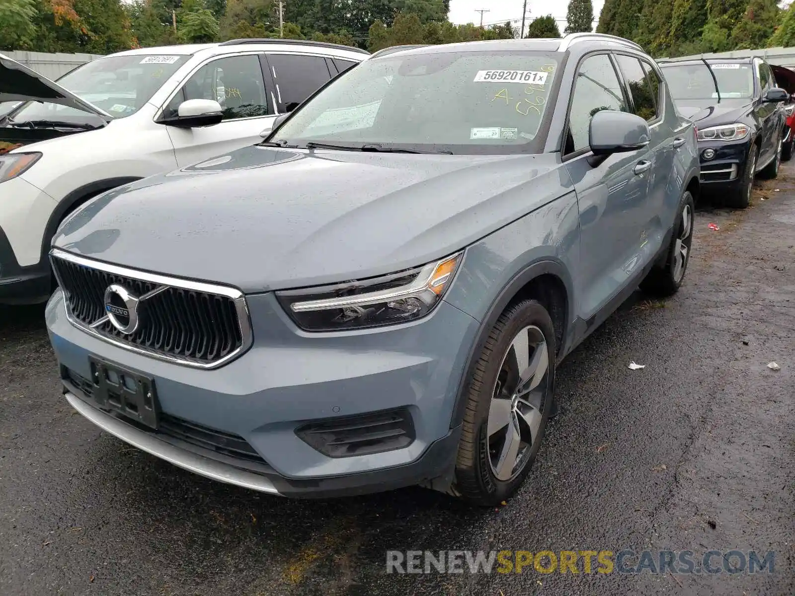 2 Photograph of a damaged car YV4162UK3L2286409 VOLVO XC40 2020