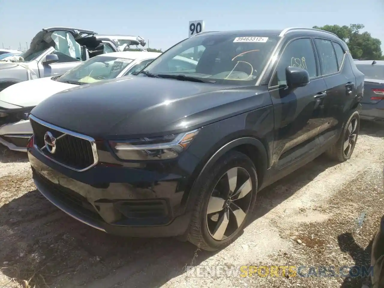 2 Photograph of a damaged car YV4162UK4L2183726 VOLVO XC40 2020