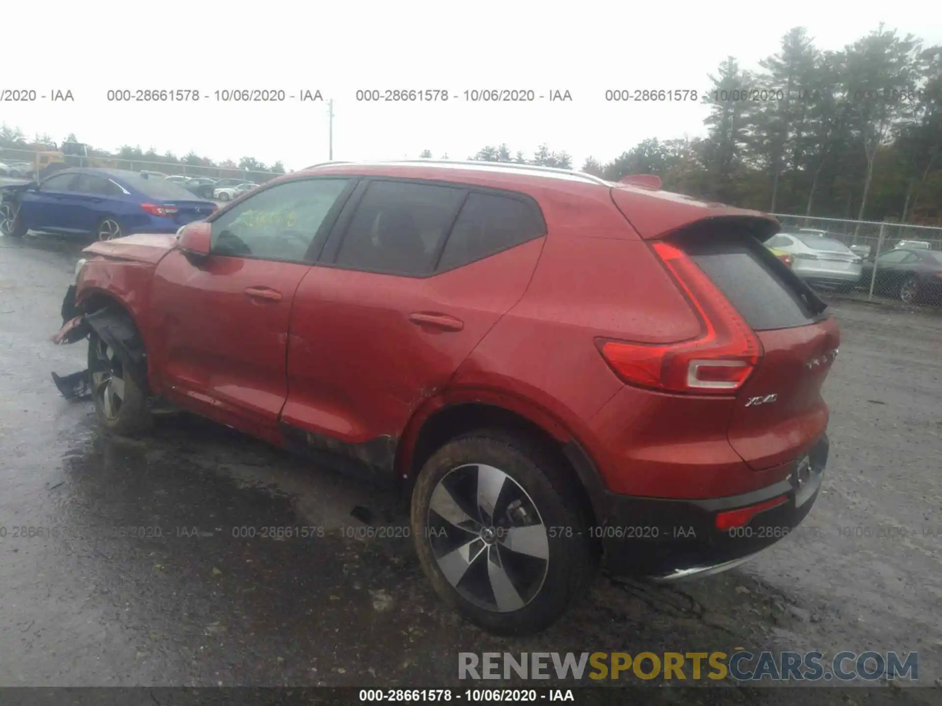 3 Photograph of a damaged car YV4162UK5L2198090 VOLVO XC40 2020
