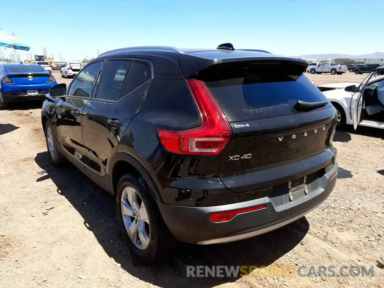 3 Photograph of a damaged car YV4162UK6L2275601 VOLVO XC40 2020