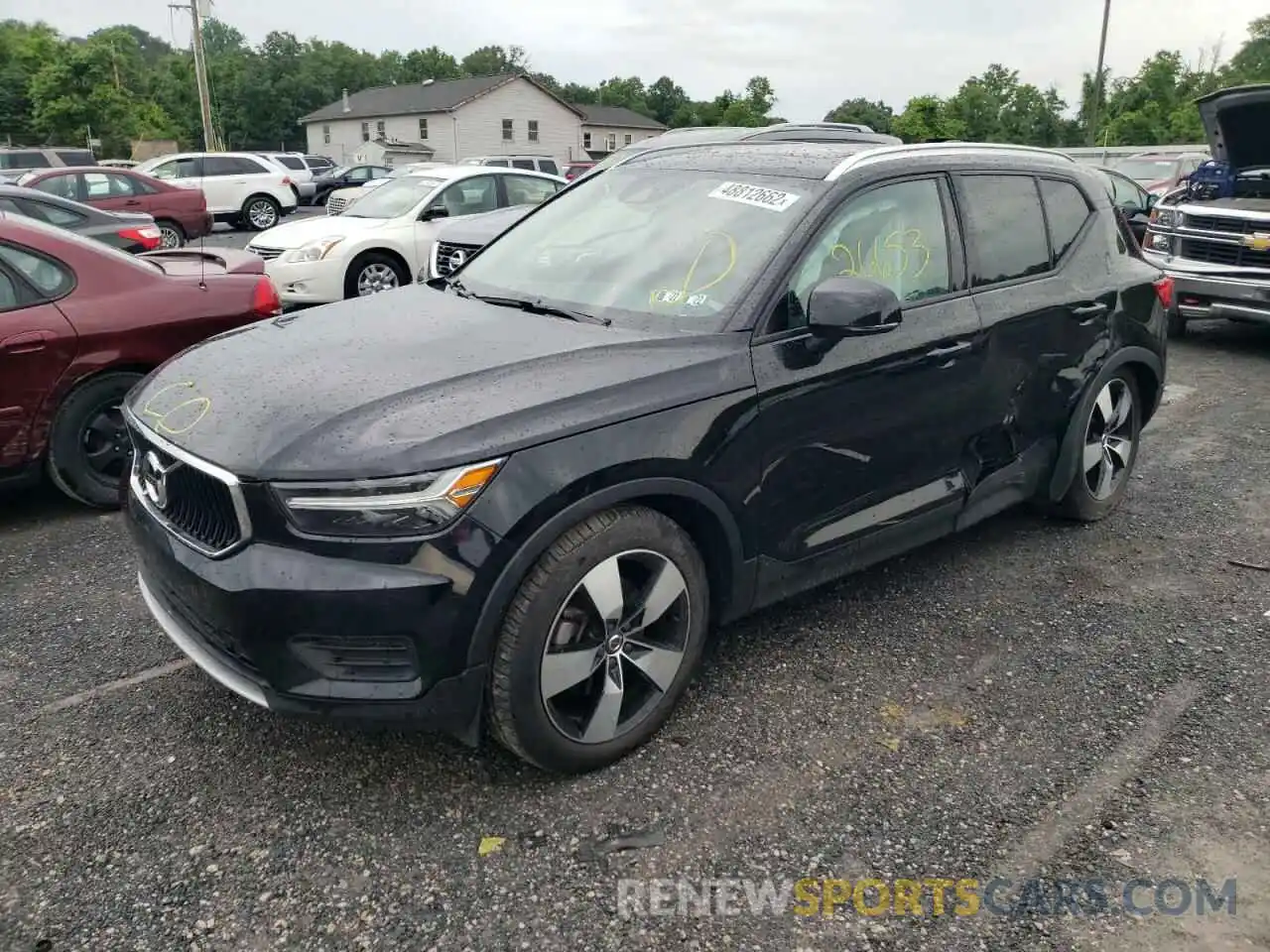 2 Photograph of a damaged car YV4162UK9L2174780 VOLVO XC40 2020