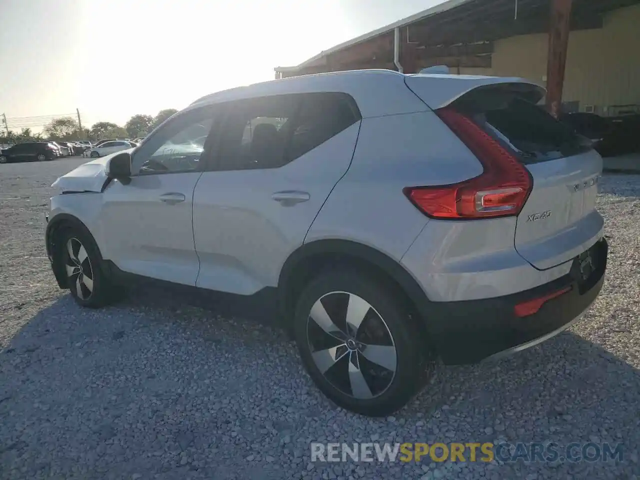 2 Photograph of a damaged car YV4162UK9L2227641 VOLVO XC40 2020