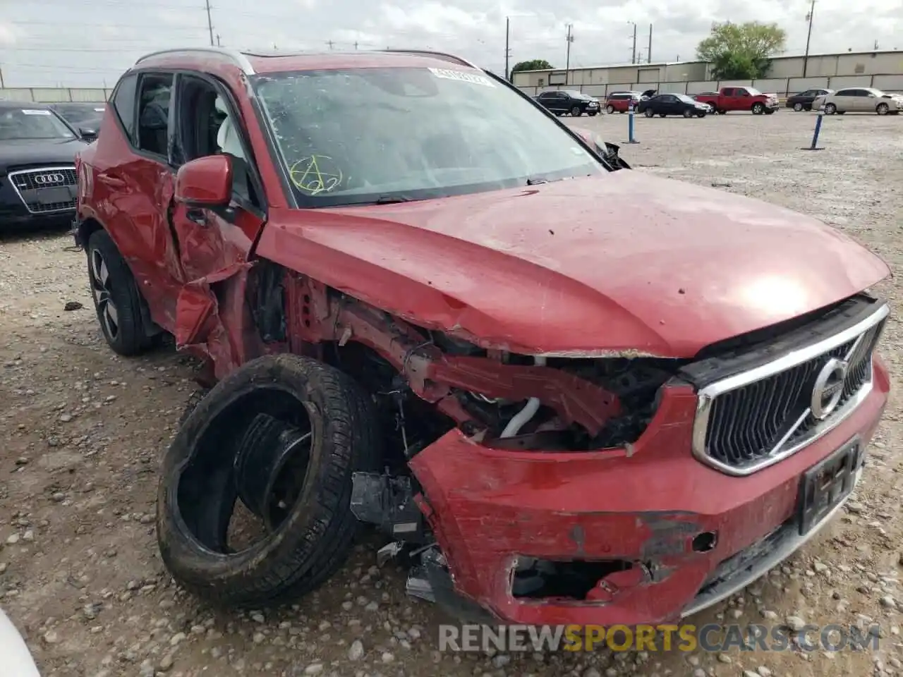 9 Photograph of a damaged car YV4162UK9L2263393 VOLVO XC40 2020