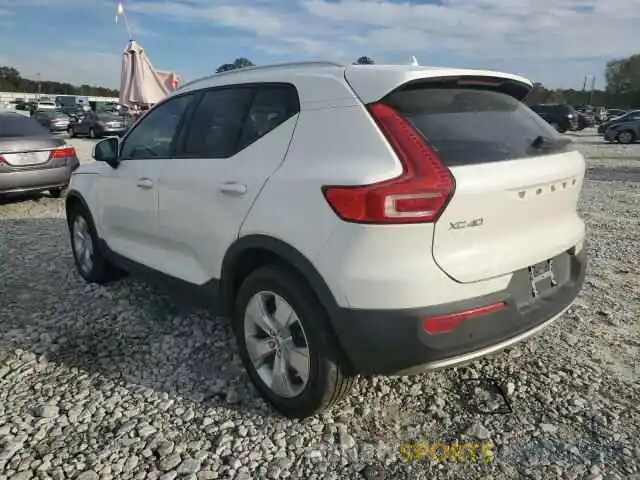 2 Photograph of a damaged car YV4162UKXL2321687 VOLVO XC40 2020