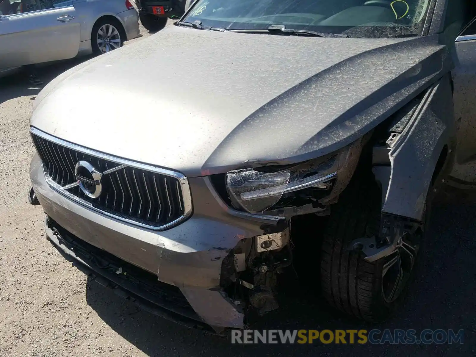 9 Photograph of a damaged car YV4162UL6L2301252 VOLVO XC40 2020