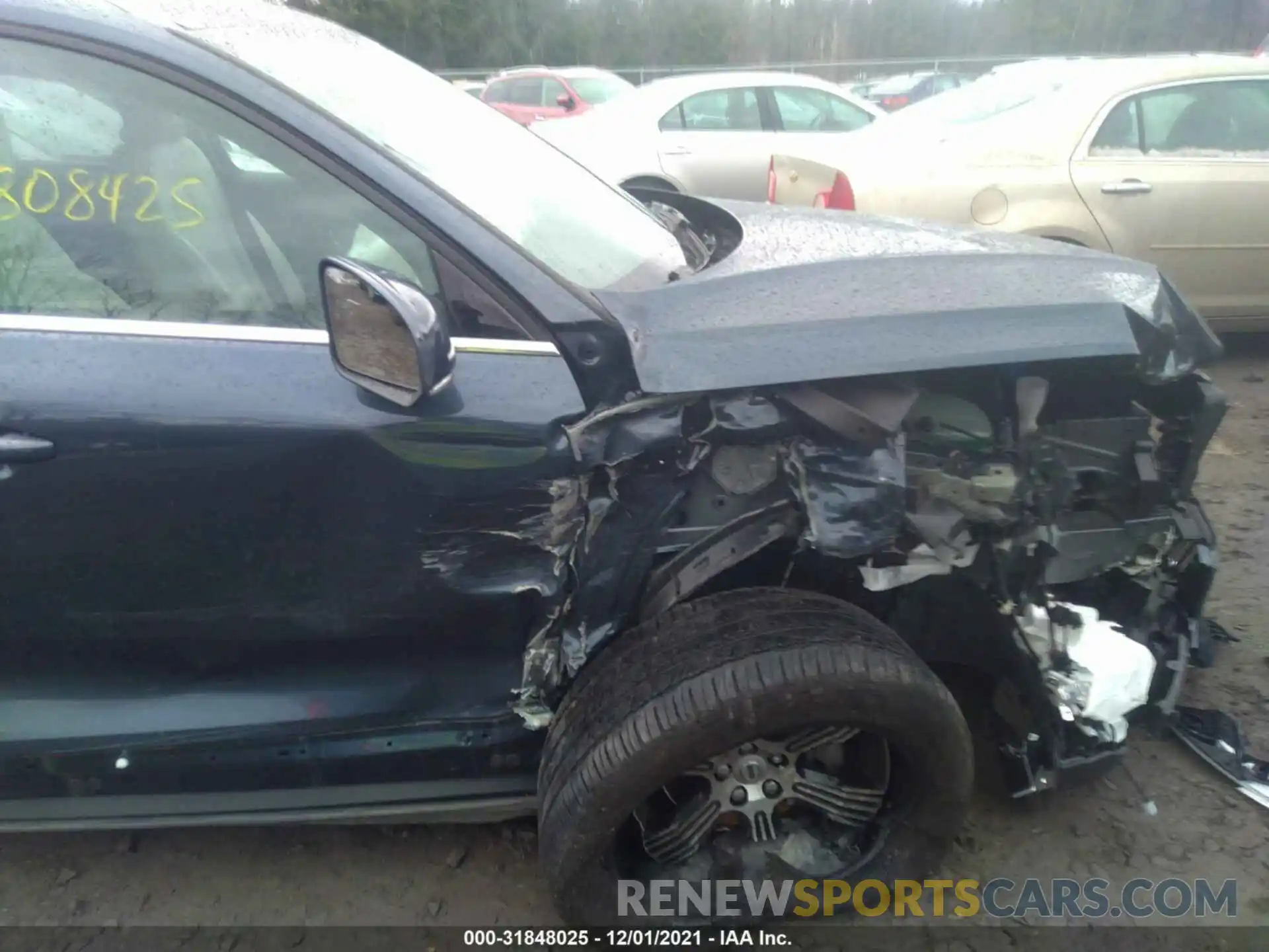 6 Photograph of a damaged car YV4162UL8L2174598 VOLVO XC40 2020