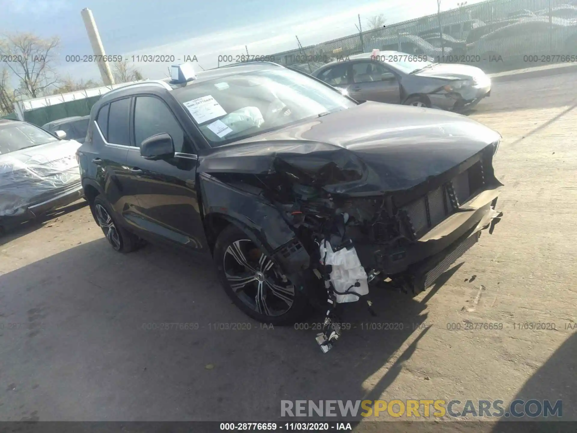 1 Photograph of a damaged car YV4162ULXL2251150 VOLVO XC40 2020