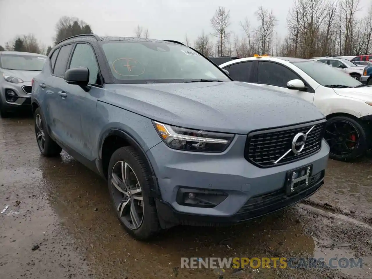 1 Photograph of a damaged car YV4162UM5L2340276 VOLVO XC40 2020