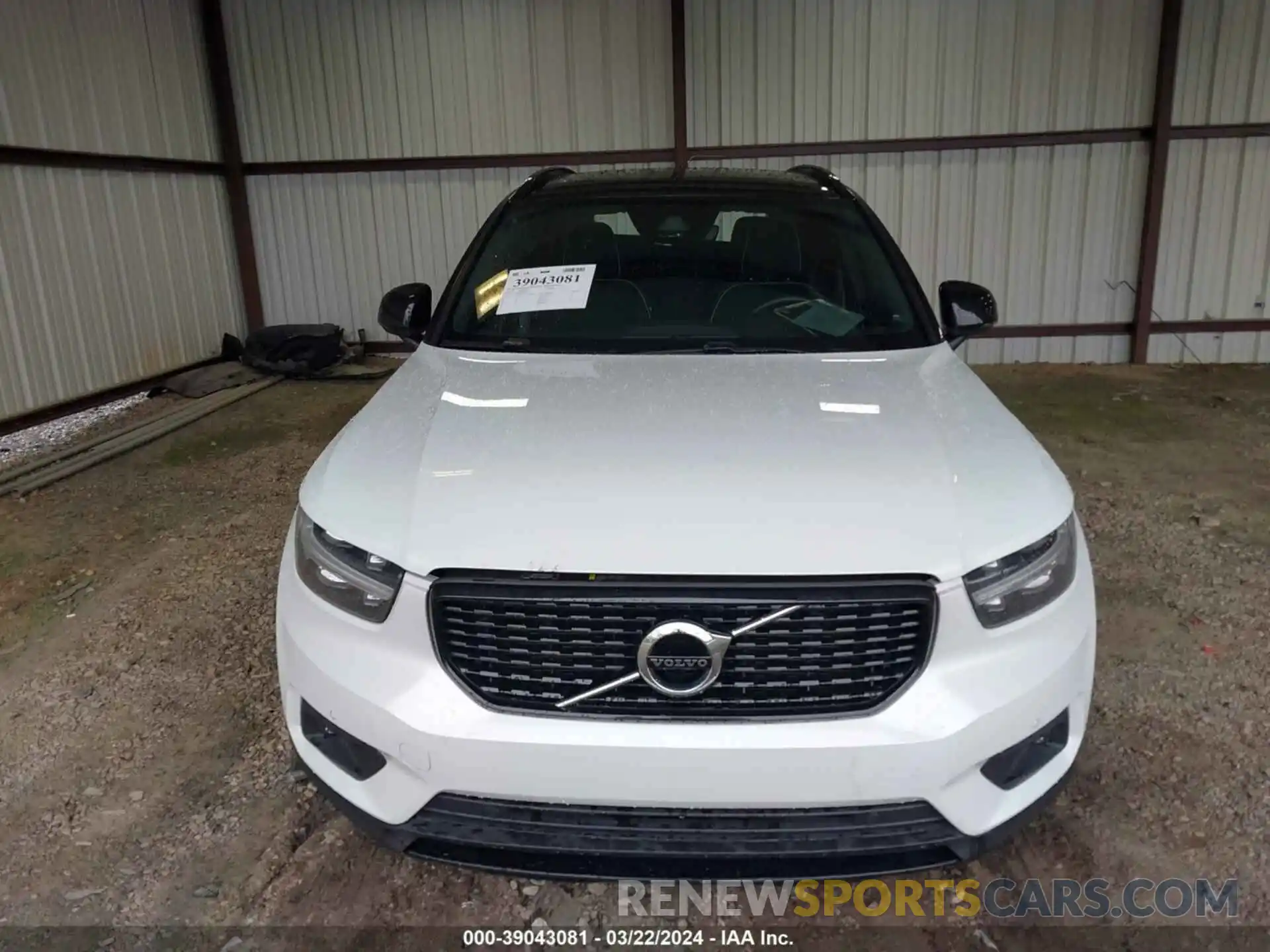 12 Photograph of a damaged car YV4162UM8L2268733 VOLVO XC40 2020