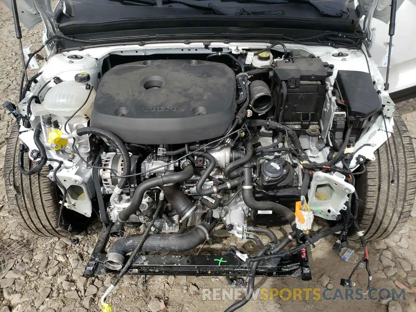 7 Photograph of a damaged car YV4162UM9L2270149 VOLVO XC40 2020