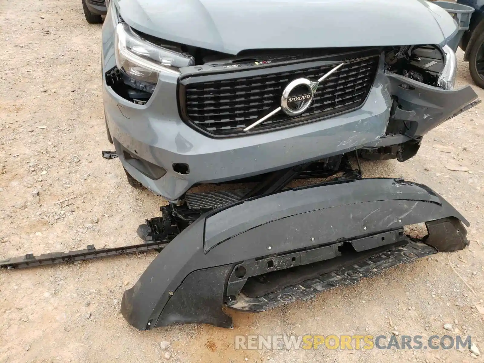 9 Photograph of a damaged car YV4162UMXL2313025 VOLVO XC40 2020