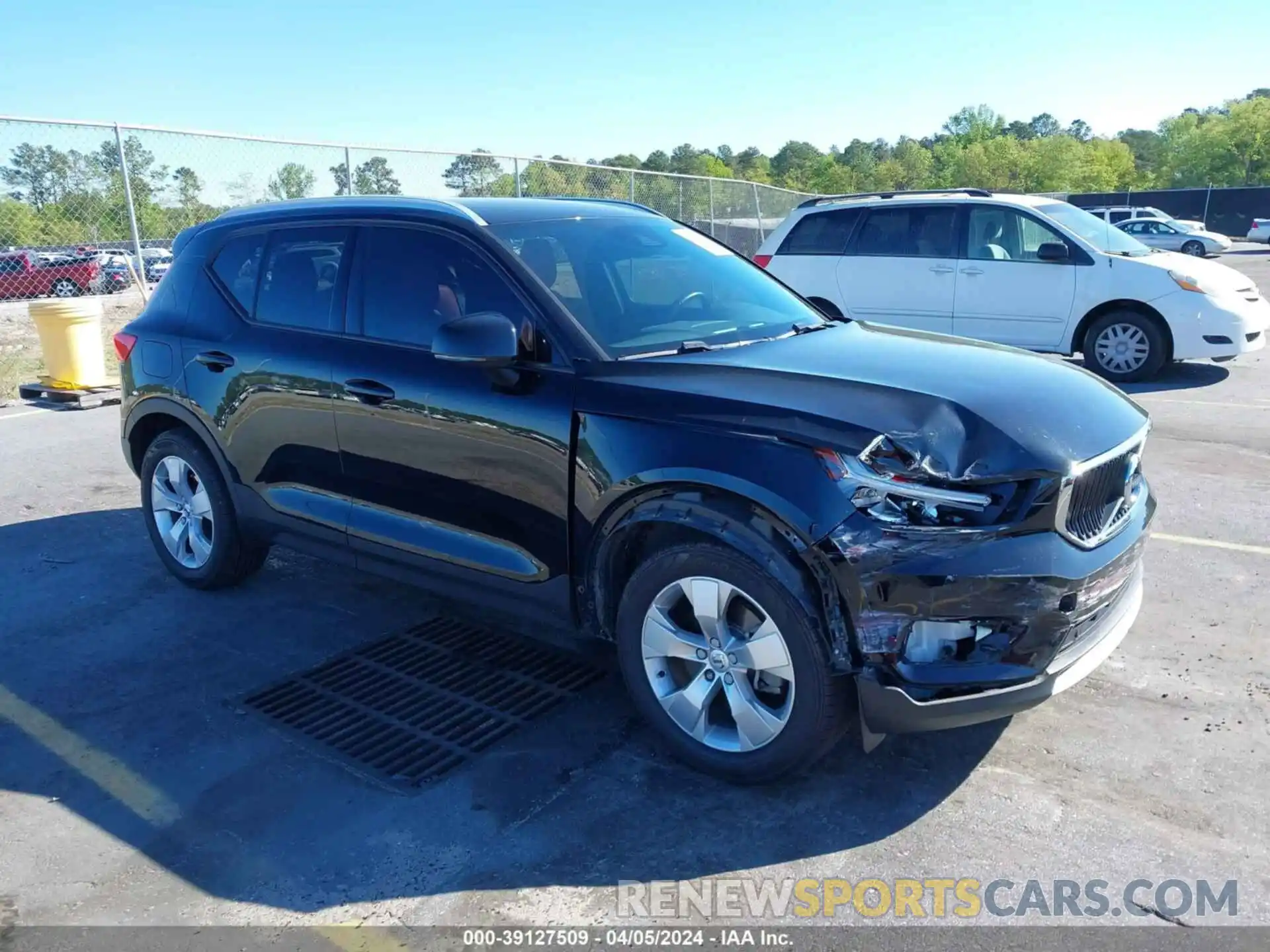 1 Photograph of a damaged car YV4AC2HK1L2279428 VOLVO XC40 2020