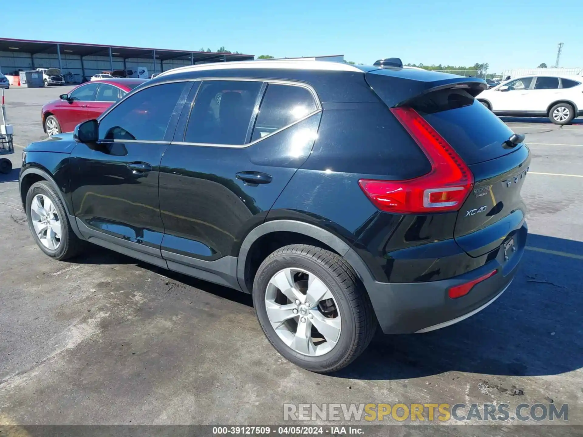 3 Photograph of a damaged car YV4AC2HK1L2279428 VOLVO XC40 2020