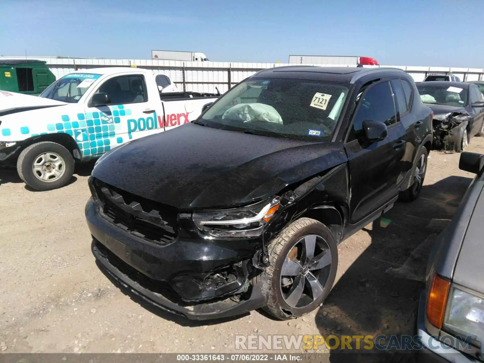 2 Photograph of a damaged car YV4AC2HK2L2261049 VOLVO XC40 2020