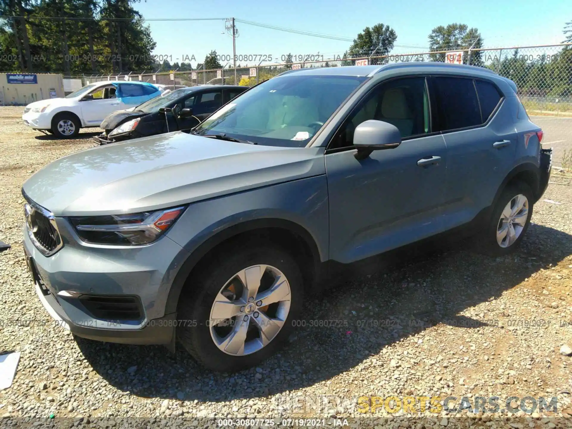 2 Photograph of a damaged car YV4AC2HK3L2228996 VOLVO XC40 2020