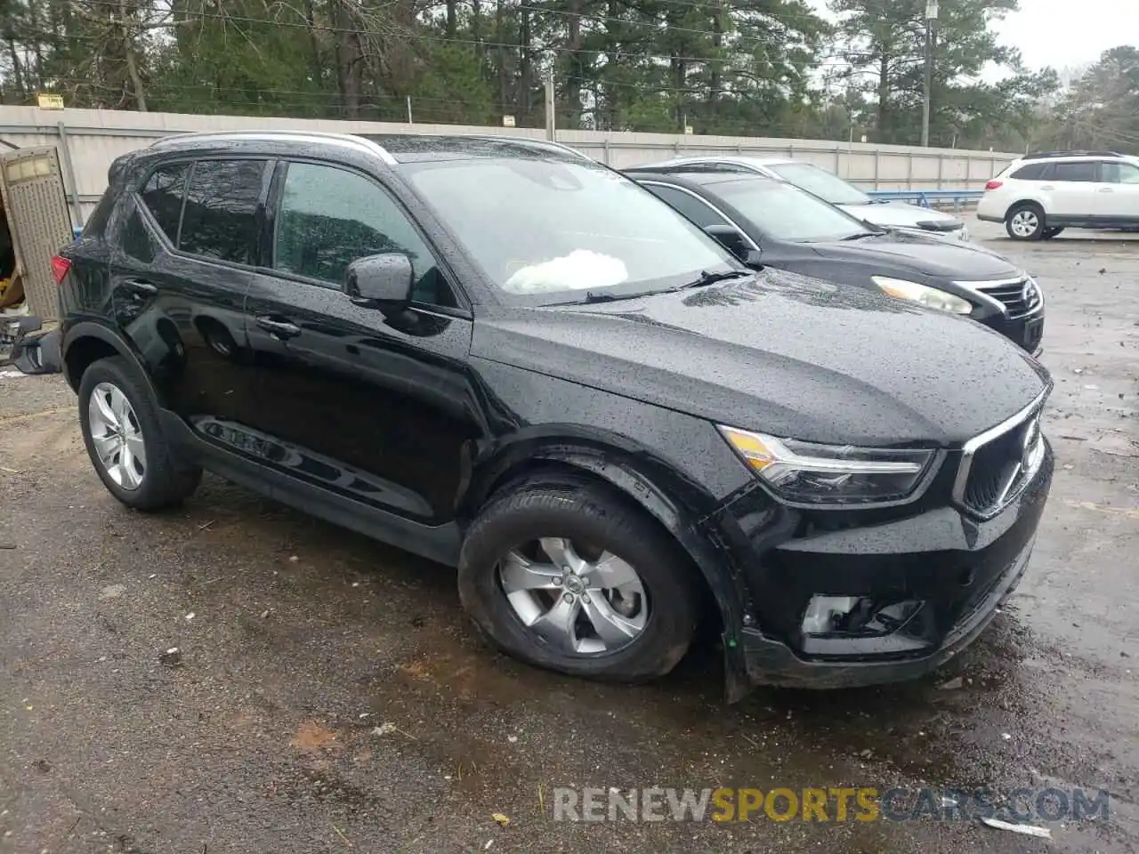 4 Photograph of a damaged car YV4AC2HK5L2171409 VOLVO XC40 2020