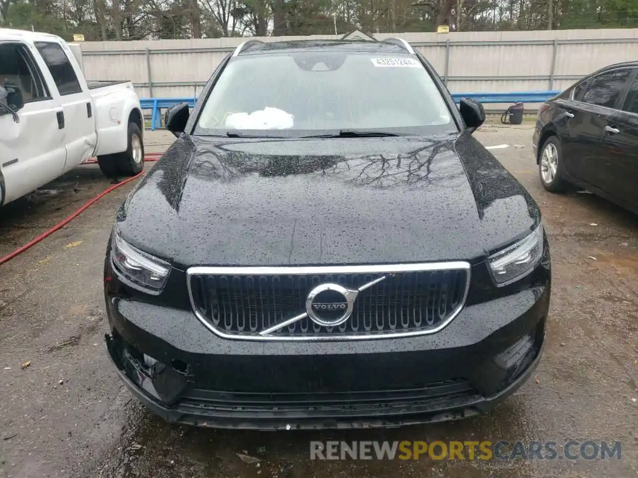 5 Photograph of a damaged car YV4AC2HK5L2171409 VOLVO XC40 2020