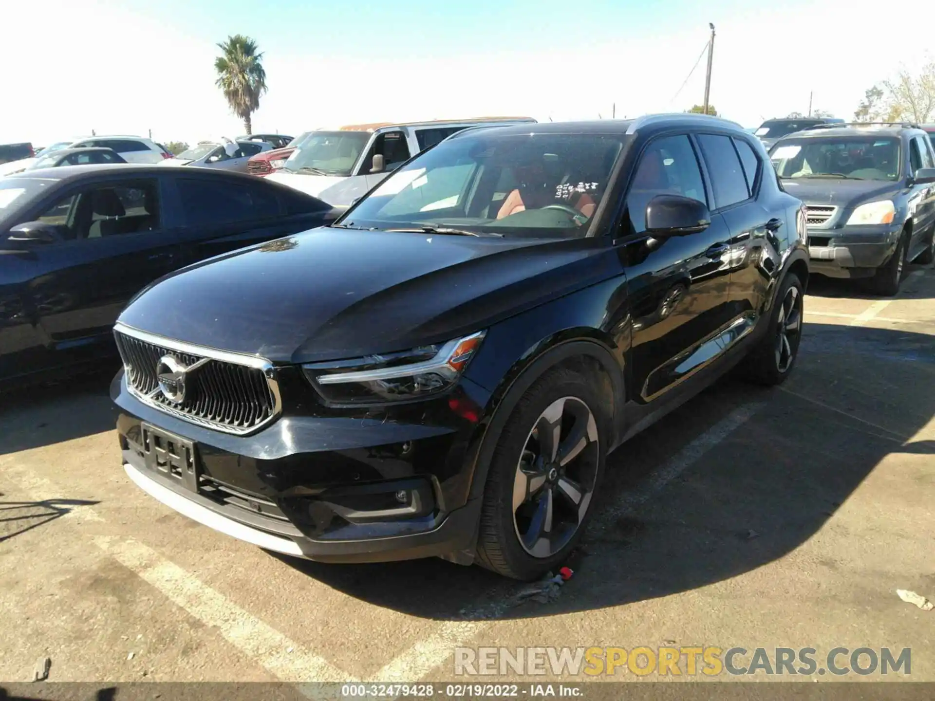 2 Photograph of a damaged car YV4AC2HK5L2207437 VOLVO XC40 2020