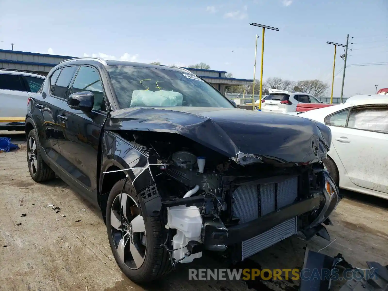 1 Photograph of a damaged car YV4AC2HK5L2291789 VOLVO XC40 2020