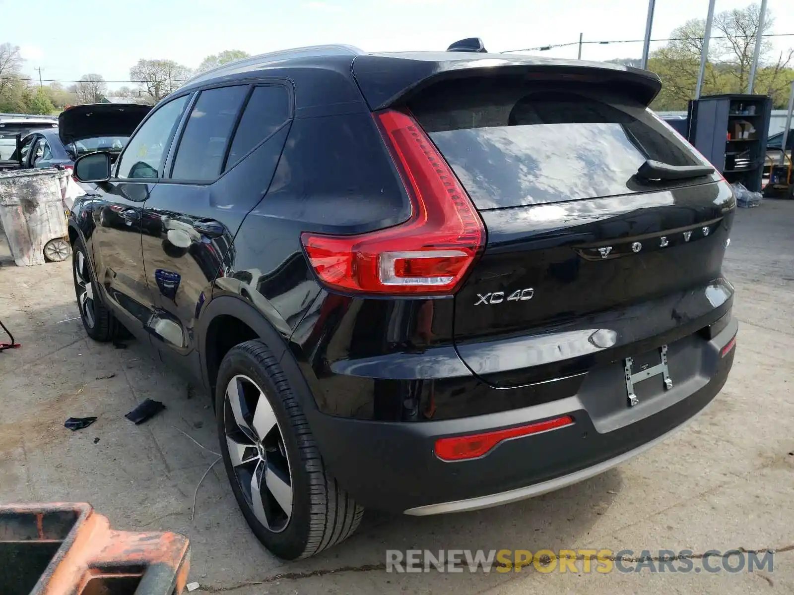 3 Photograph of a damaged car YV4AC2HK5L2291789 VOLVO XC40 2020