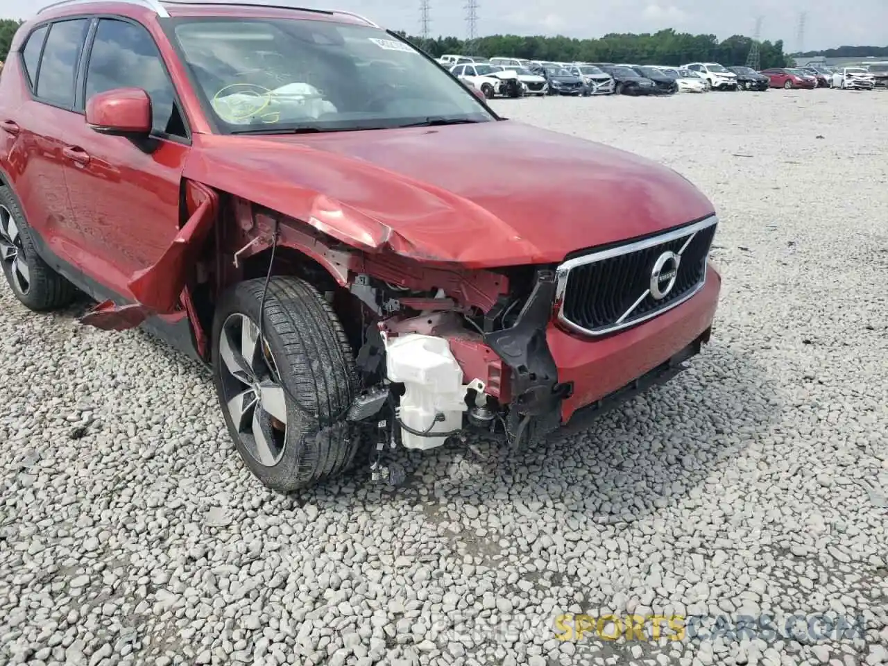 9 Photograph of a damaged car YV4AC2HK9L2282870 VOLVO XC40 2020