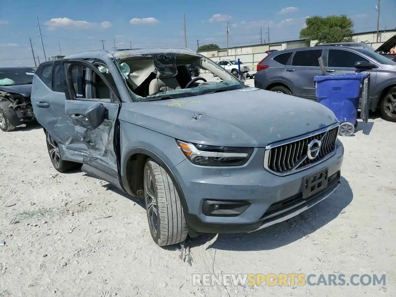 1 Photograph of a damaged car YV4AC2HL0L2283141 VOLVO XC40 2020