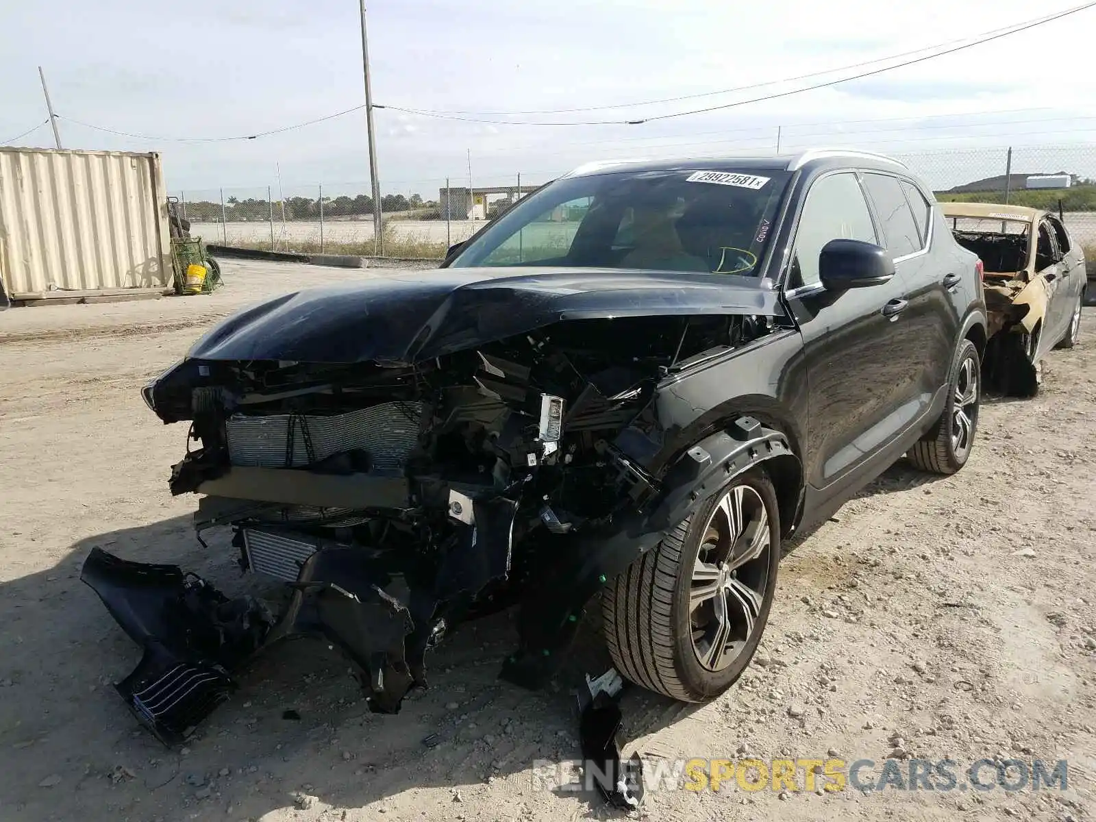 2 Photograph of a damaged car YV4AC2HL3L2331442 VOLVO XC40 2020