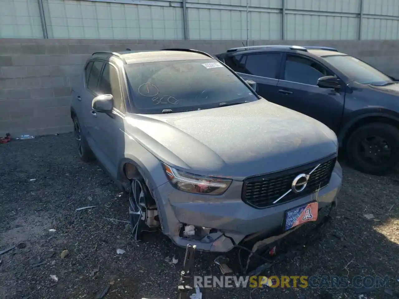 9 Photograph of a damaged car YV4AC2HM1L2338902 VOLVO XC40 2020