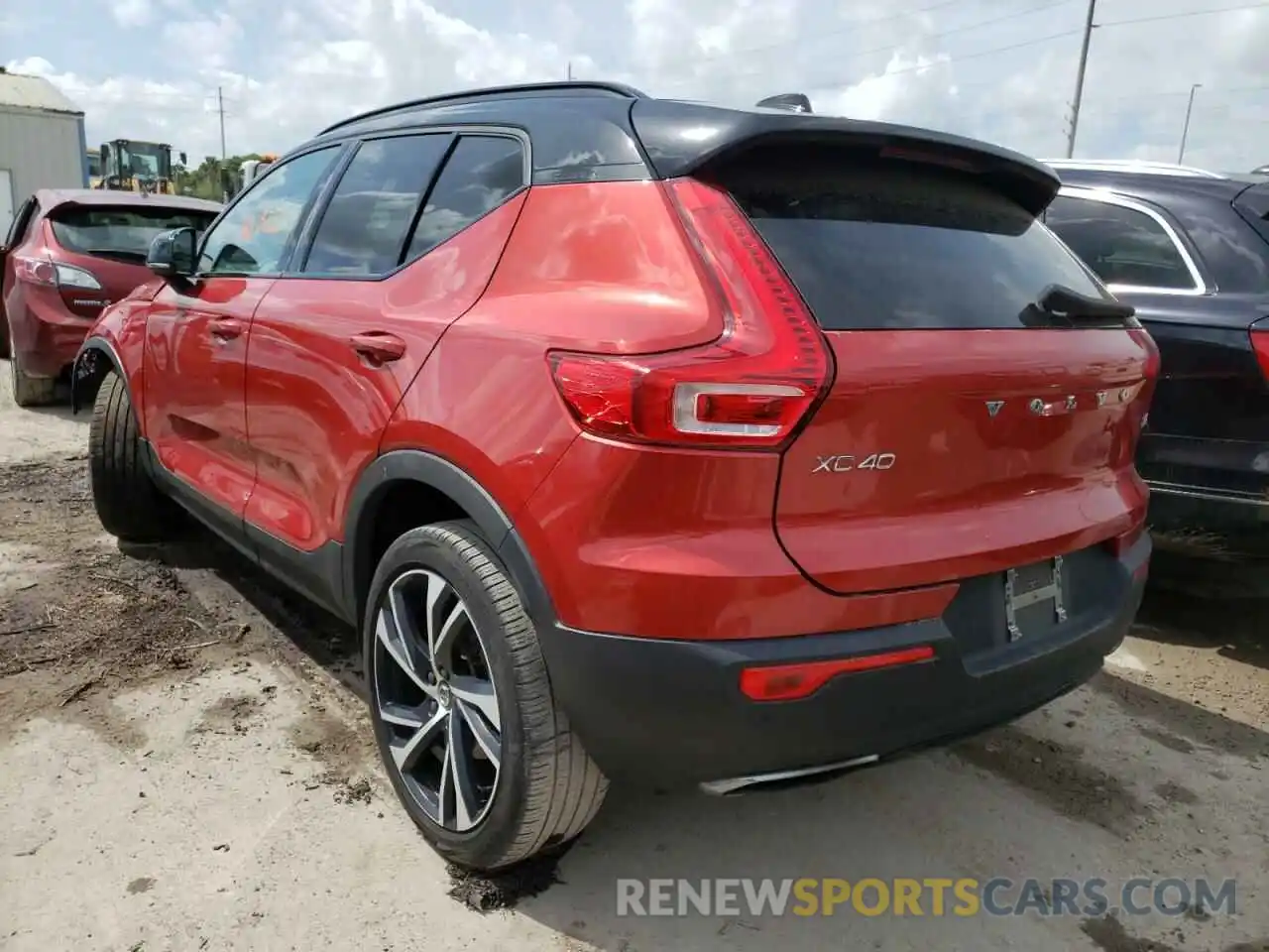 3 Photograph of a damaged car YV4AC2HM3L2244620 VOLVO XC40 2020