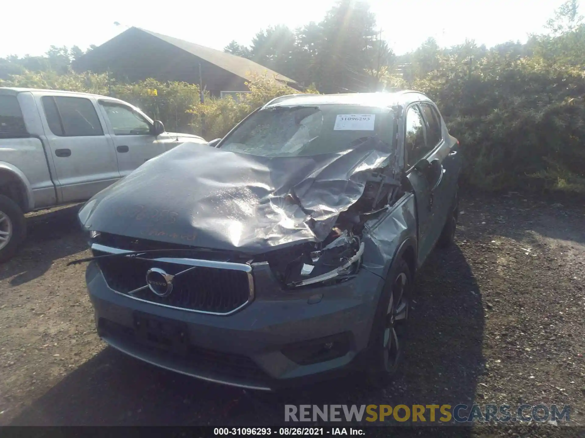 6 Photograph of a damaged car YV4162UK0M2423405 VOLVO XC40 2021