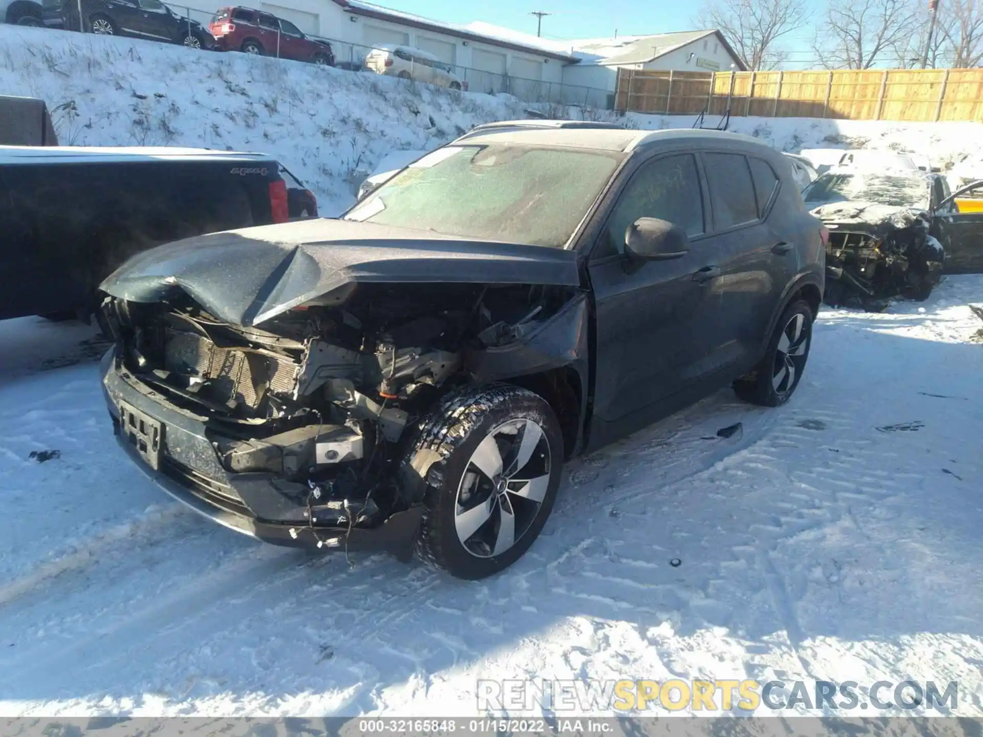 2 Photograph of a damaged car YV4162UK0M2424831 VOLVO XC40 2021