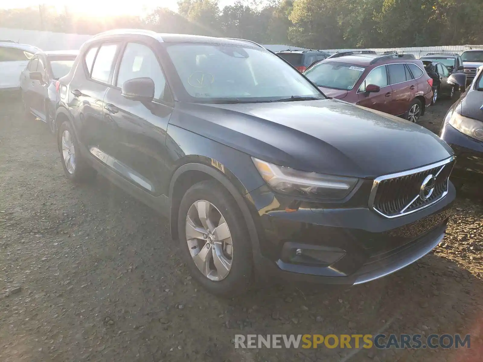 1 Photograph of a damaged car YV4162UK0M2597653 VOLVO XC40 2021