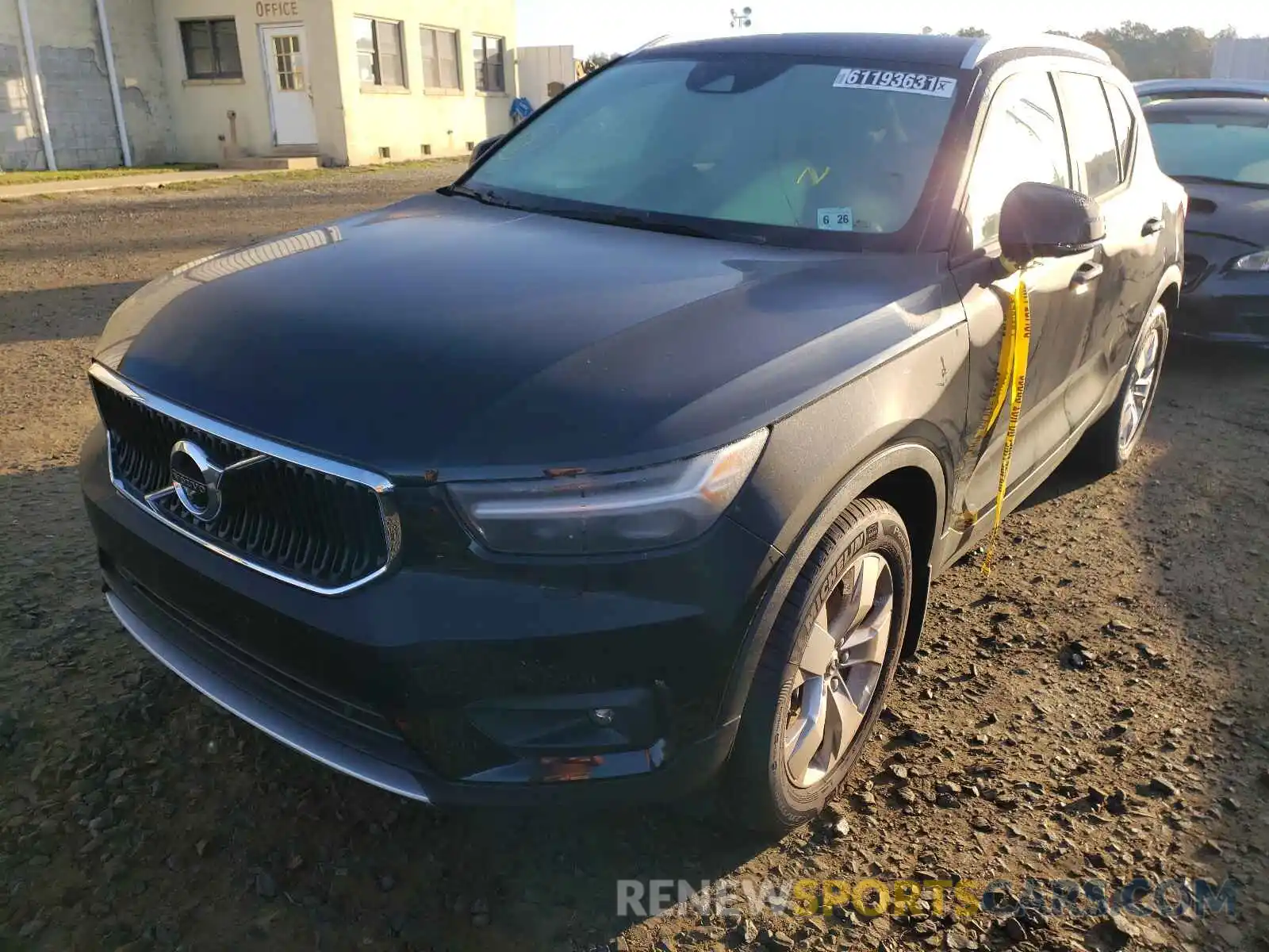 2 Photograph of a damaged car YV4162UK0M2597653 VOLVO XC40 2021