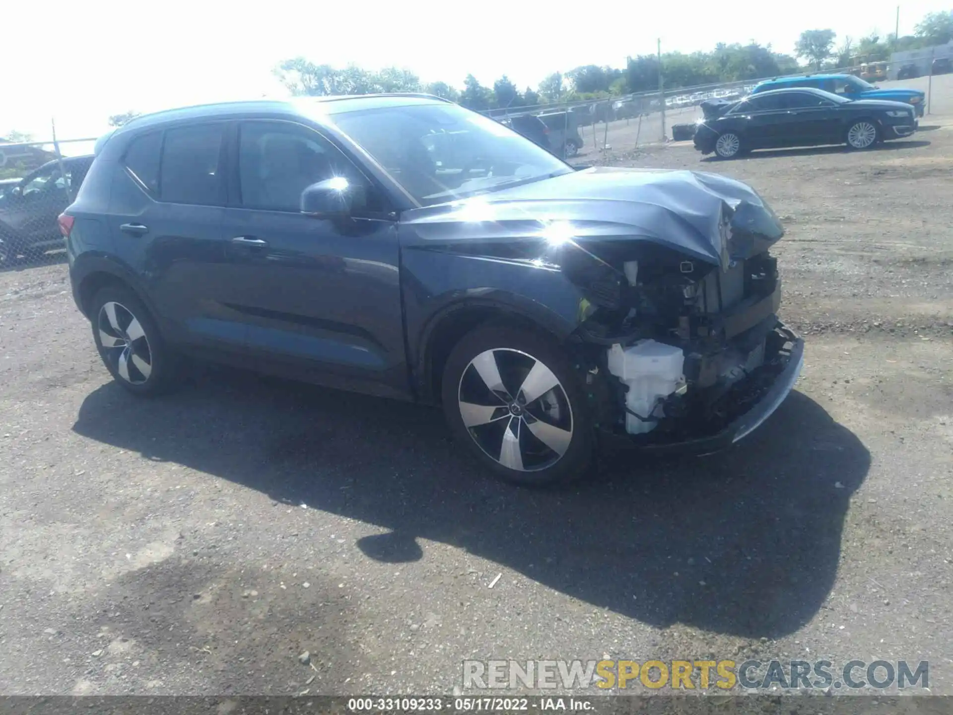 1 Photograph of a damaged car YV4162UK2M2537910 VOLVO XC40 2021