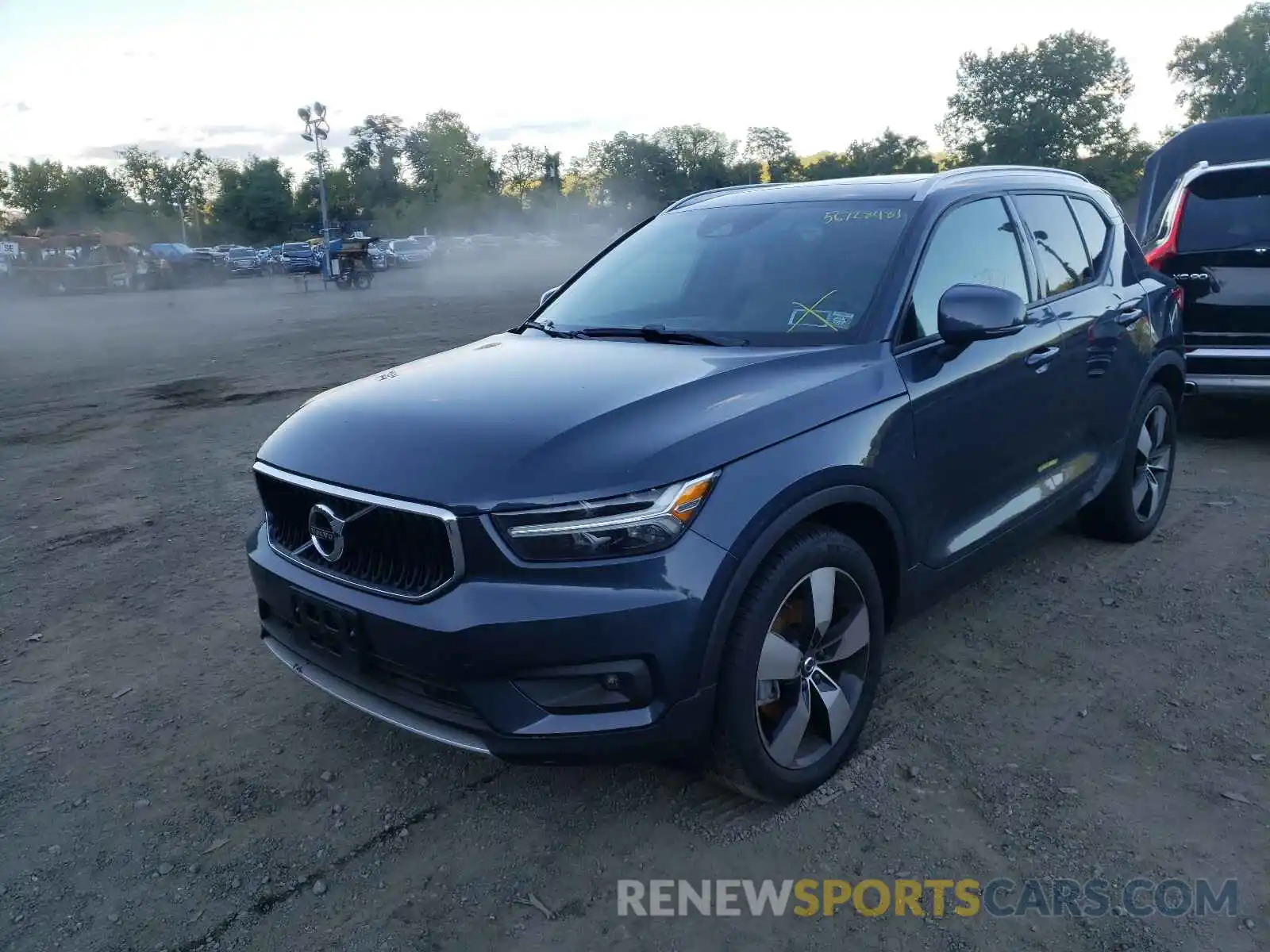 2 Photograph of a damaged car YV4162UK3M2490855 VOLVO XC40 2021