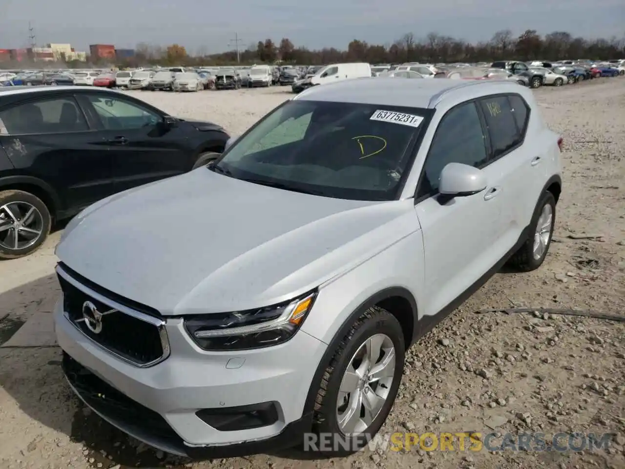 2 Photograph of a damaged car YV4162UK4M2606824 VOLVO XC40 2021