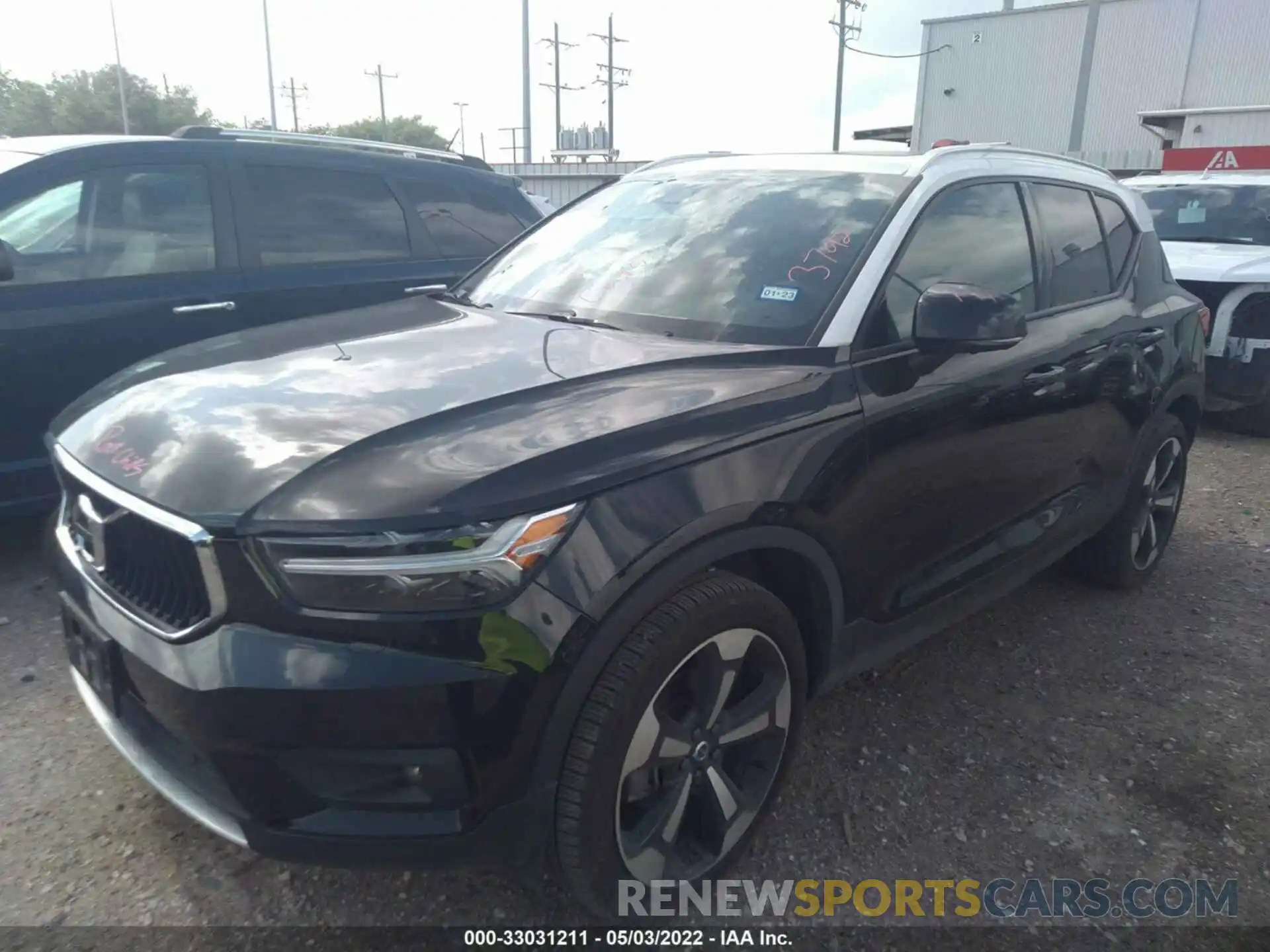 2 Photograph of a damaged car YV4162UK7M2431078 VOLVO XC40 2021