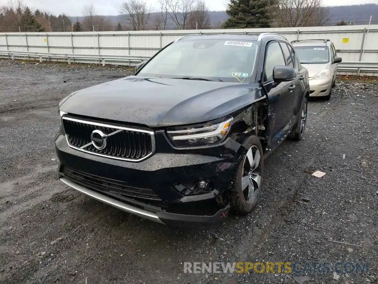 2 Фотография поврежденного автомобиля YV4162UK8M2540522 VOLVO XC40 2021