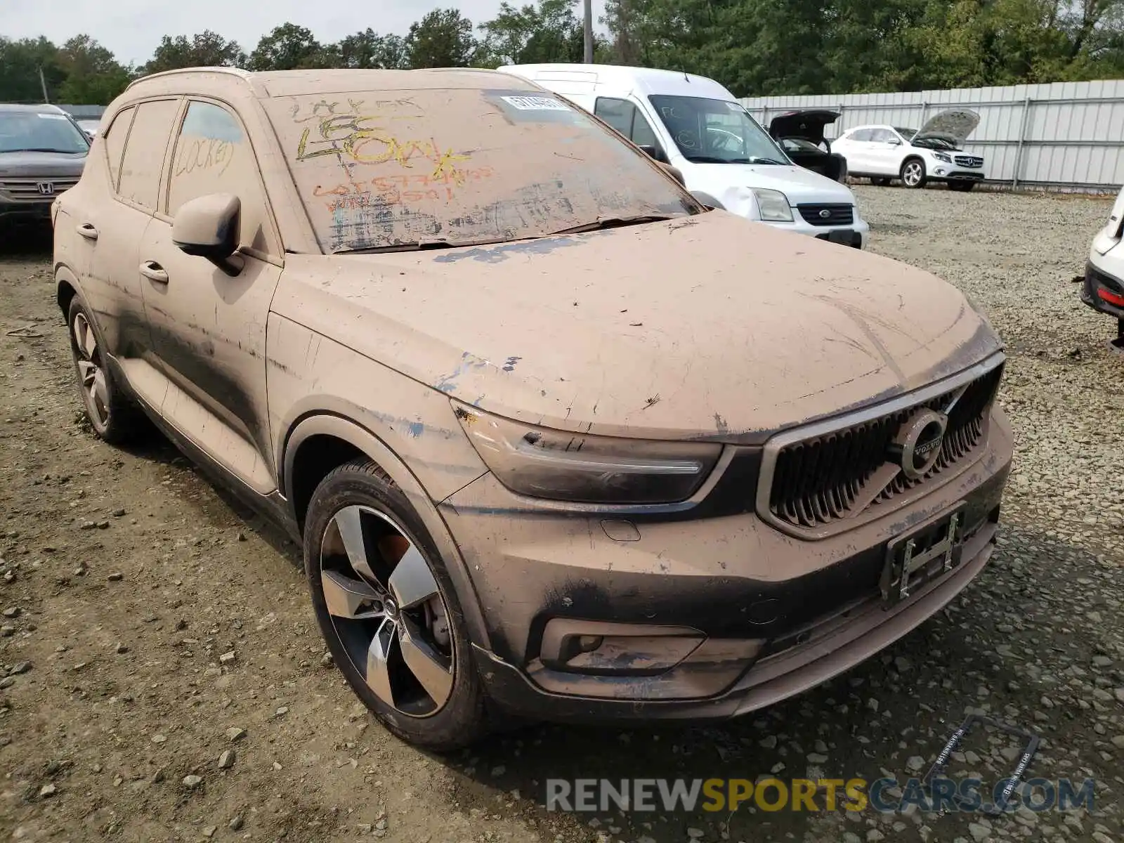 1 Photograph of a damaged car YV4162UK9M2522501 VOLVO XC40 2021