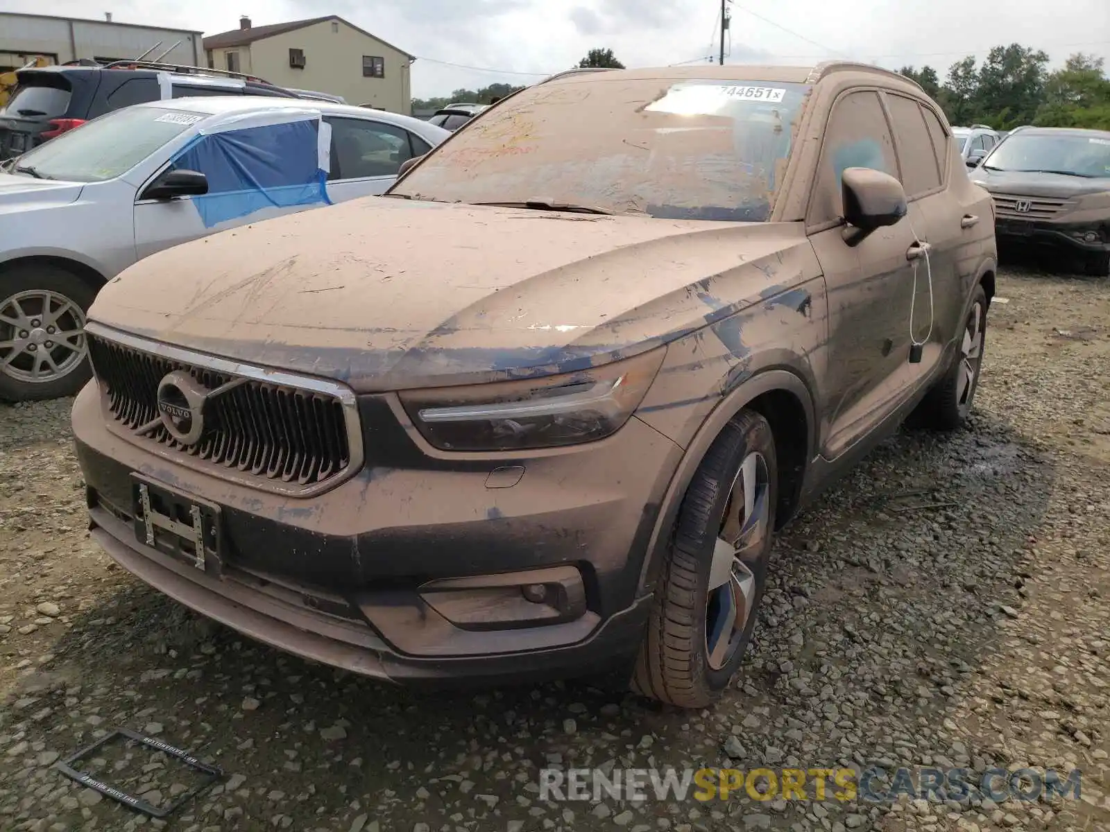 2 Photograph of a damaged car YV4162UK9M2522501 VOLVO XC40 2021