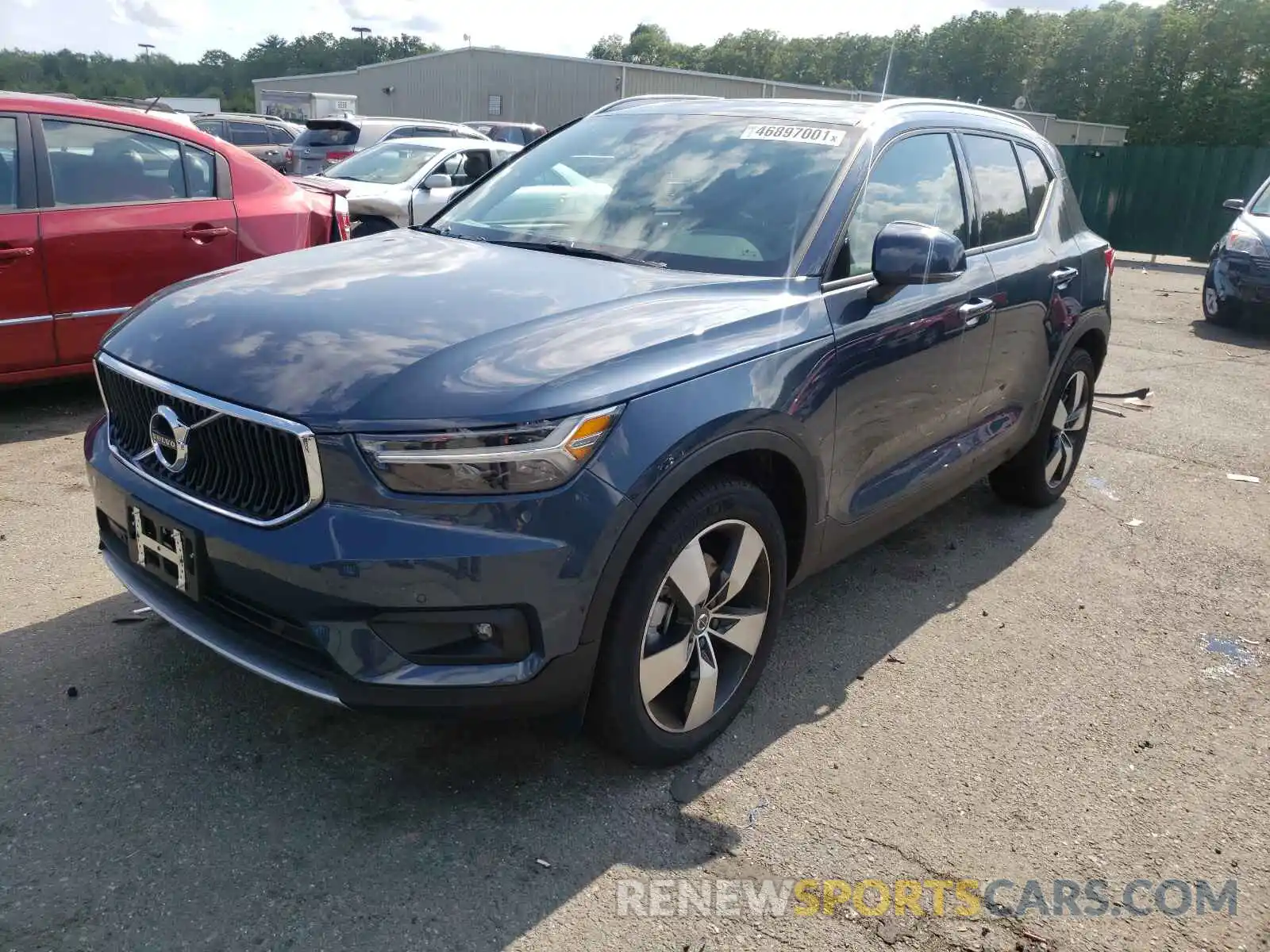 2 Photograph of a damaged car YV4162UKXM2532857 VOLVO XC40 2021